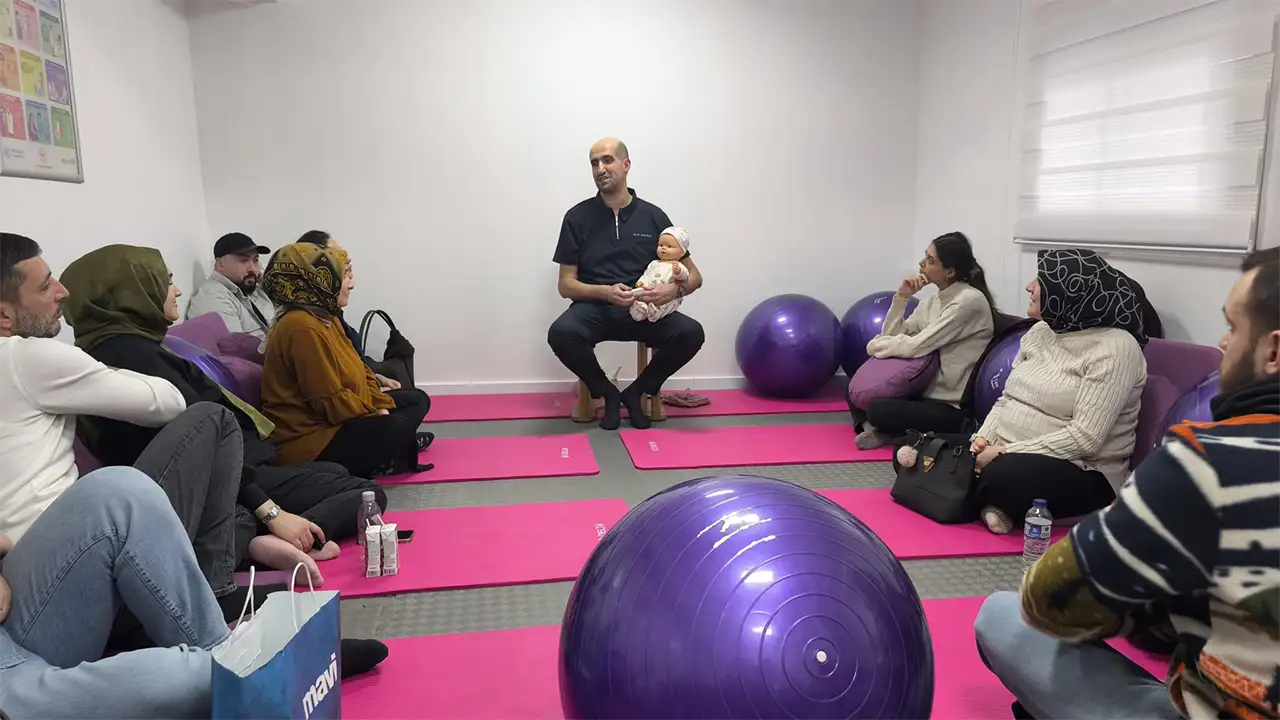 Kütahya Anadolu Hastanesi’nde Ücretsiz Gebe Okulu4