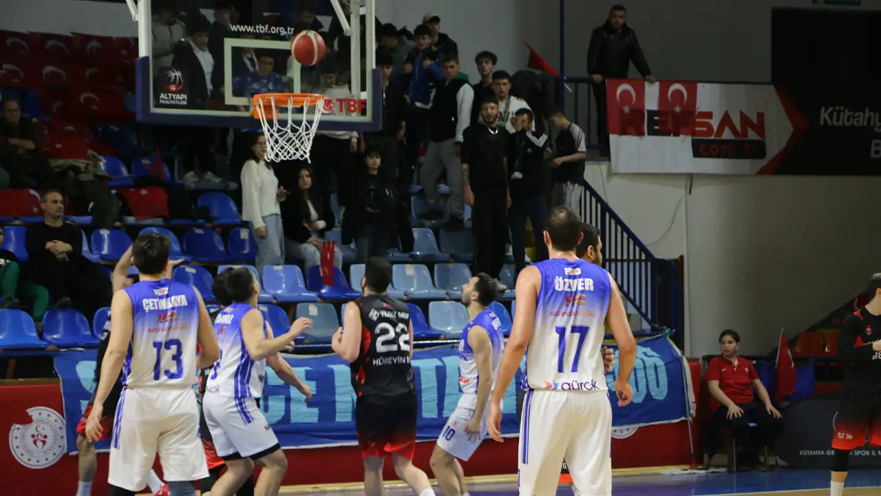 Kütahya Belediyespor, Sahasında Kazanmayı Bildi4