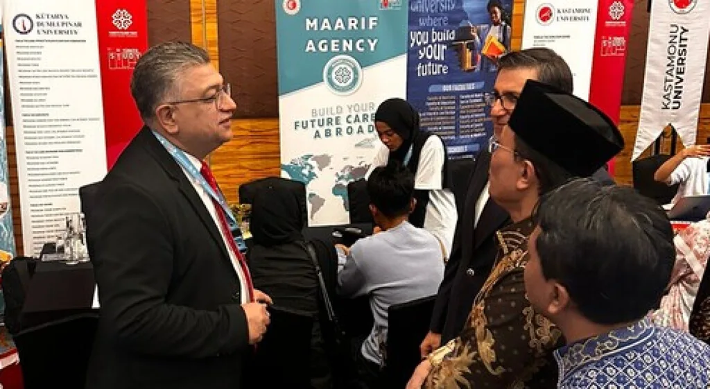 Kütahya Dpü, Türk Üniversiteleri Fuarına Katıldı 1