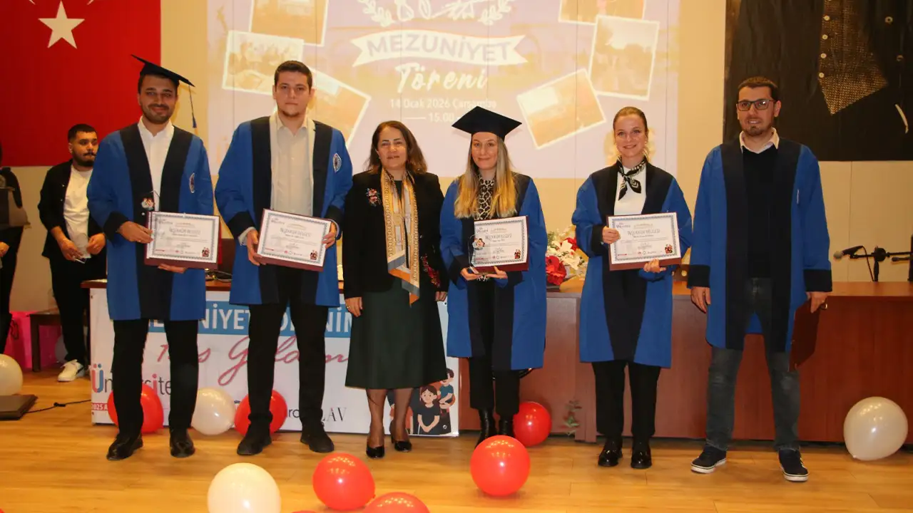 Kütahya Dpü’de “Aile Üniversitesi” Ilk Mezunlarını Verdi4