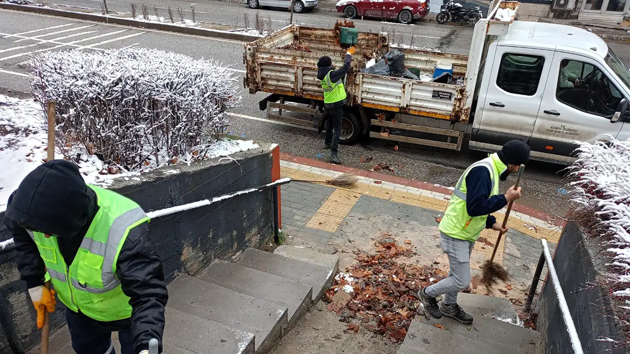 Kütahya Dumlupınar Bulvarı’nda Temizlik Çalışması1