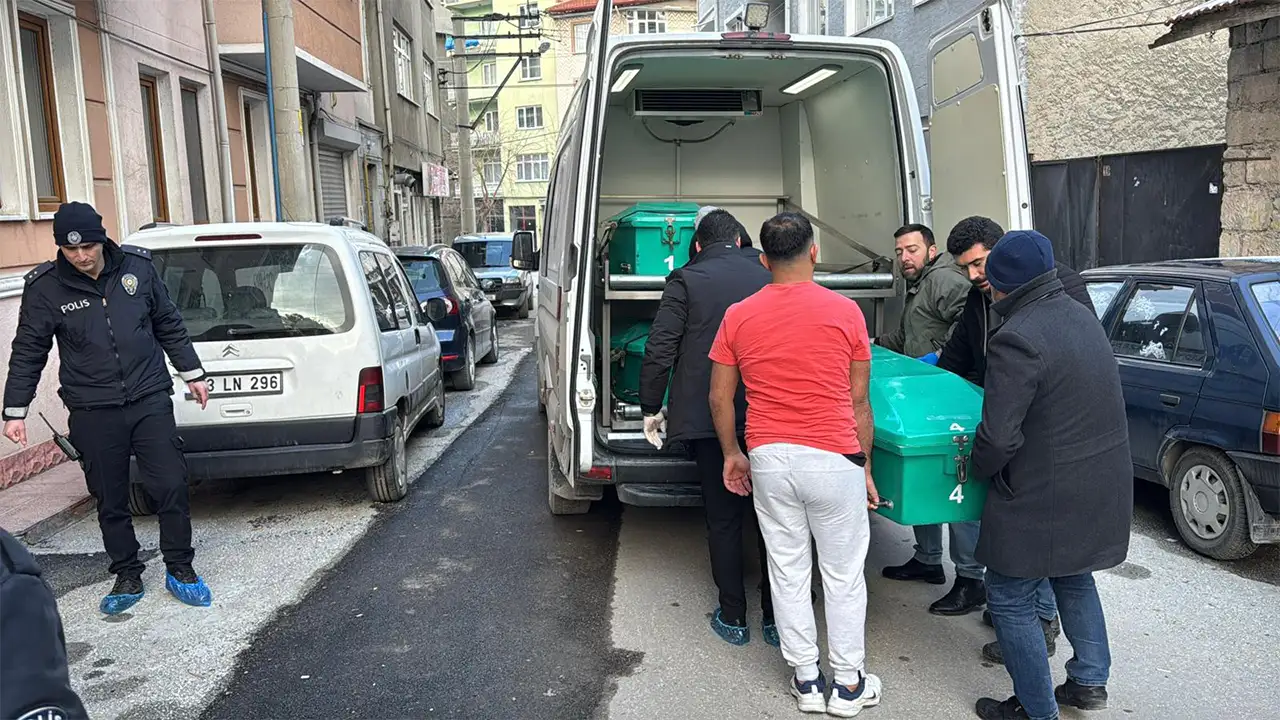 Kütahya'da Bir Kişi Kardeşi Tarafından Ölü Bulundu3