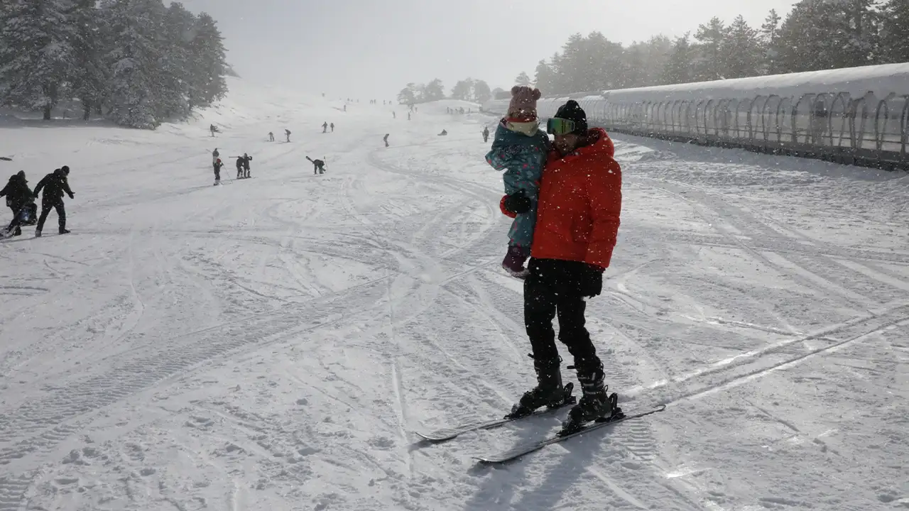 Kütahya’da “Kızak Ve Kayak Festivali”Nde Eğlendiler6