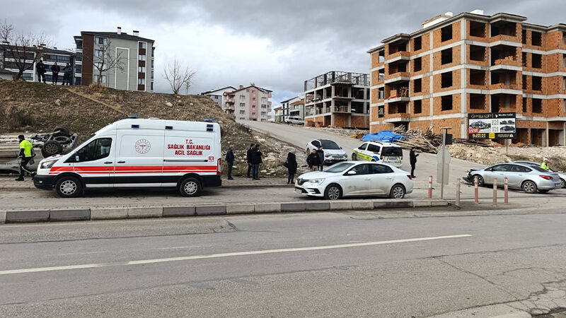 Kütahya’da Otomobil Takla Attı, Emniyet Kemeri Hayat Kurtardı (3)