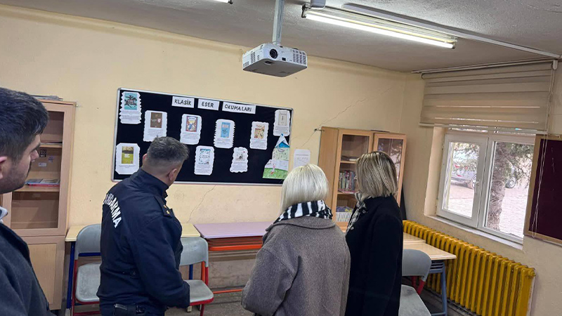 Kütahya’da Patlatılan Dinamitlerin Köydeki Binalara Zarar Verdiği Iddiası (4)