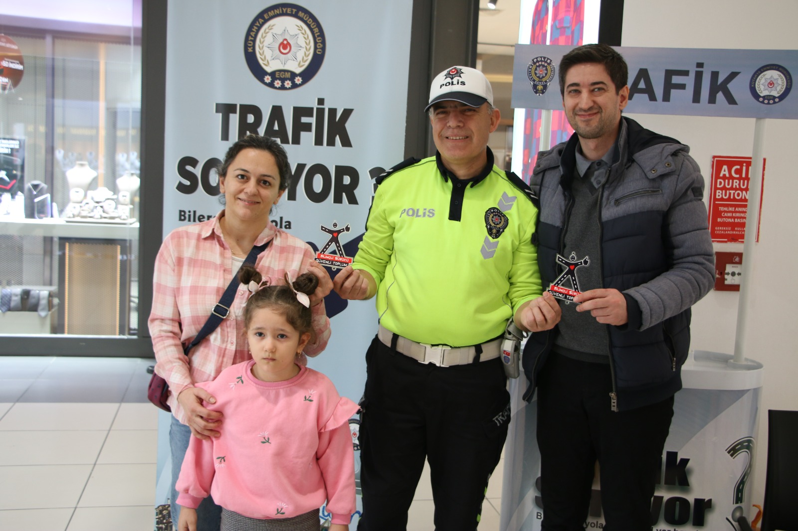 Kütahya’da Polis Memuru Sordu, Vatandaşlar Cevapladı (5)
