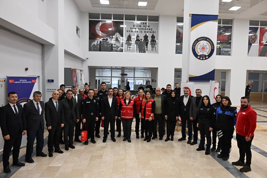 Kütahya’da Polislerden Kan Bağışına Destek (1)