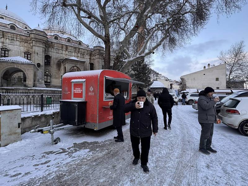 Kütahya’da Vakıflar Genel Müdürlüğü’nden Yeni Yılın Ilk Sabahında Çorba Ikramı (1)