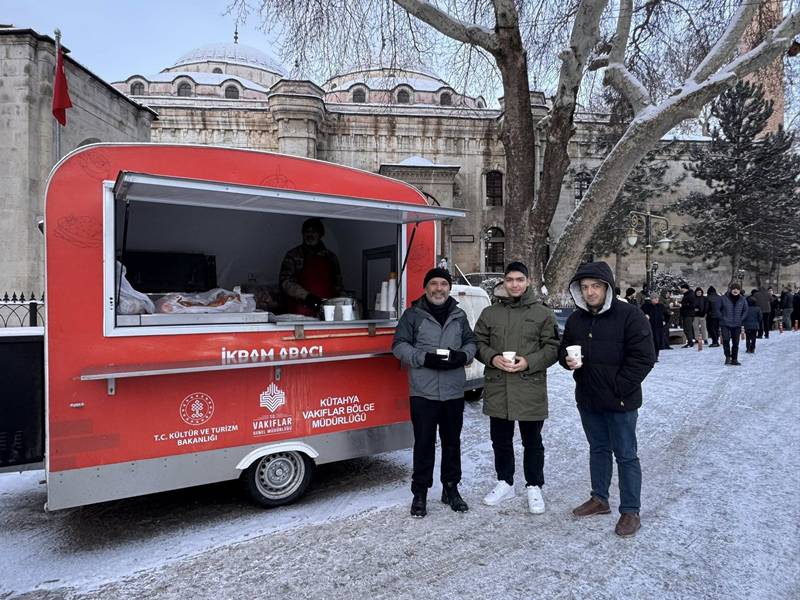 Kütahya’da Vakıflar Genel Müdürlüğü’nden Yeni Yılın Ilk Sabahında Çorba Ikramı (2)
