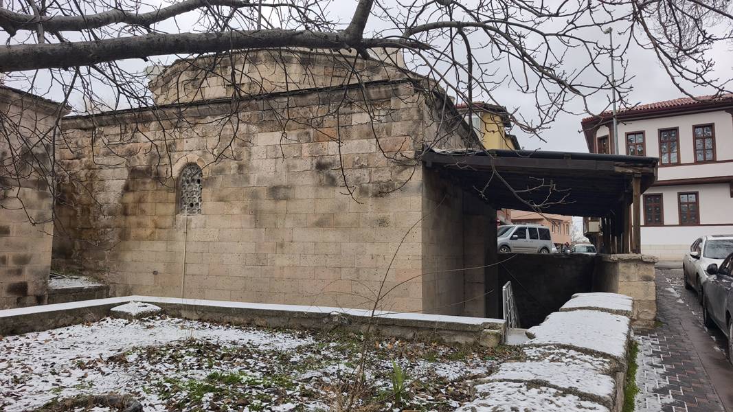 Kütahya’da Vakıflar, Iki Tarihi Yapı Için Ihaleye Çıkacak (1)