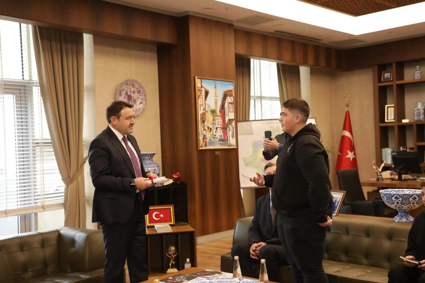 Kütahyalı Valisi Işın, Lise Öğrencilerini Ağırladı 2