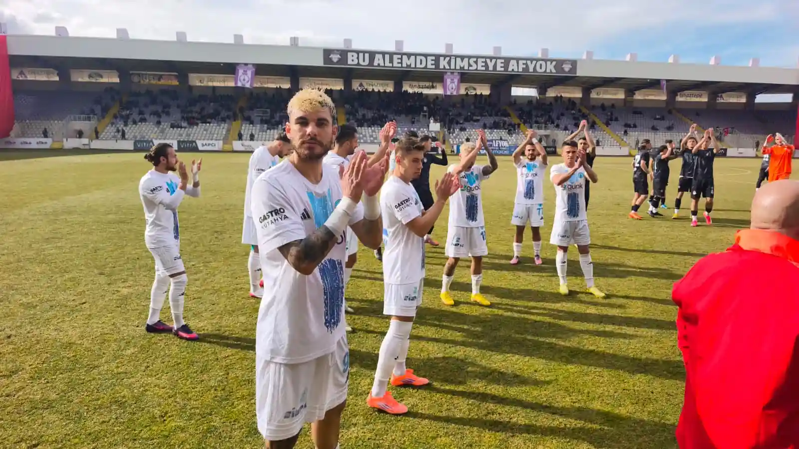 Kütahyaspor Afyonspor Maçında Ilk Yarı Tamamlandı3