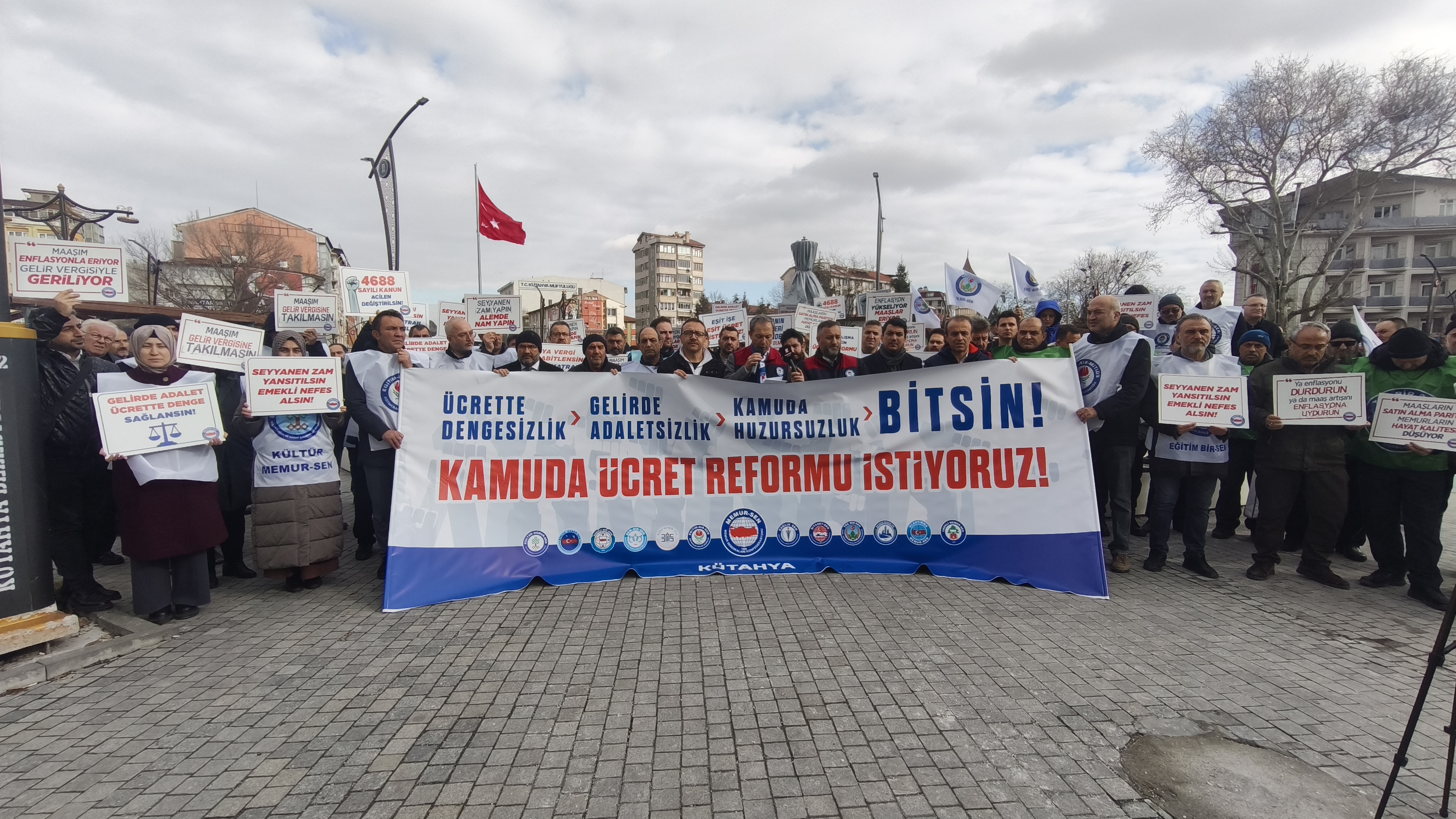 Memur Sen Kütahya’dan “Memur Maaş Zammı” Tepkisi (6)-1