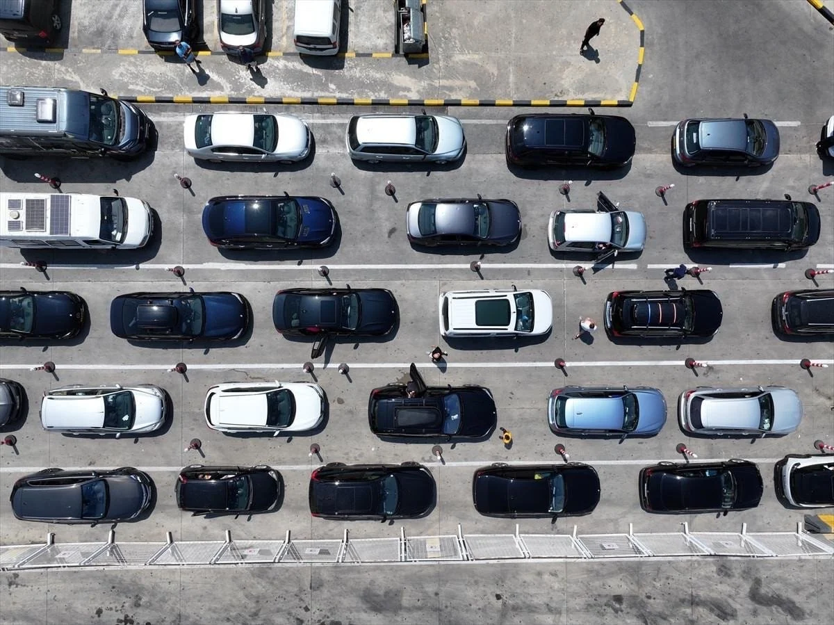 Yabancı Araç Cezasını Ödemeden Çıkamayacak1