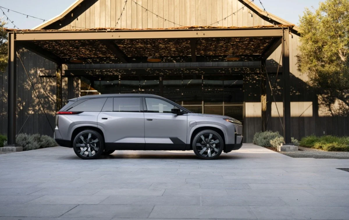 2027 Toyota Highlander Tanıtıldı Artık Tamamen Elektrikli2