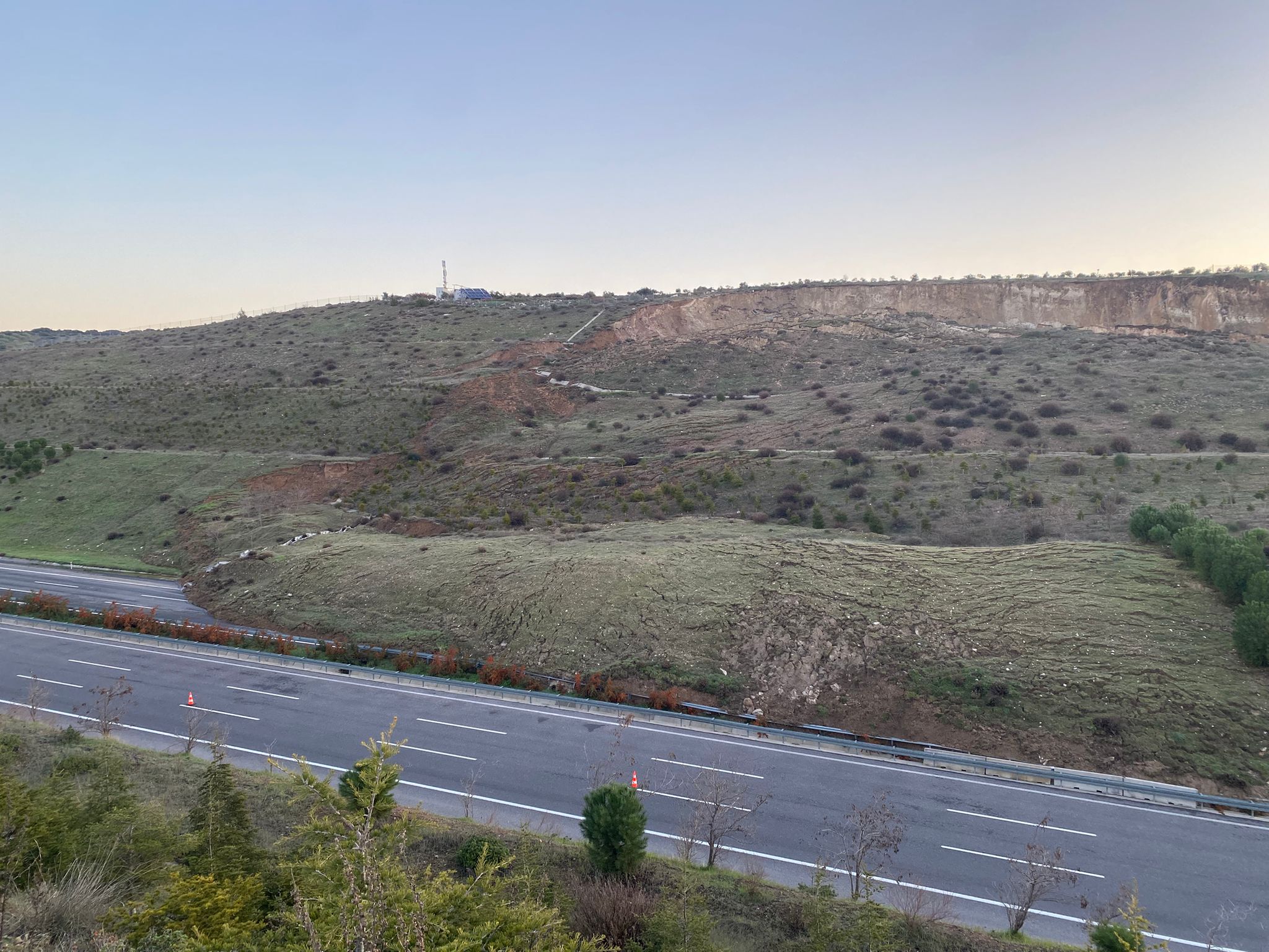 Manisa’da kapanan otoyol yeniden açıldı