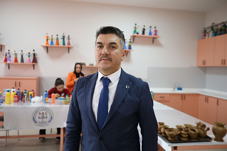 Bursa’da 10 Bine Yakın Öğrenci Çömlek Yapmayı Öğrendi 2