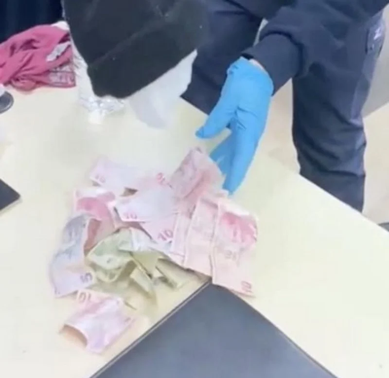 Bursa’da Dilencilik Operasyonu Paraları Bebek Bezine Gizlediler