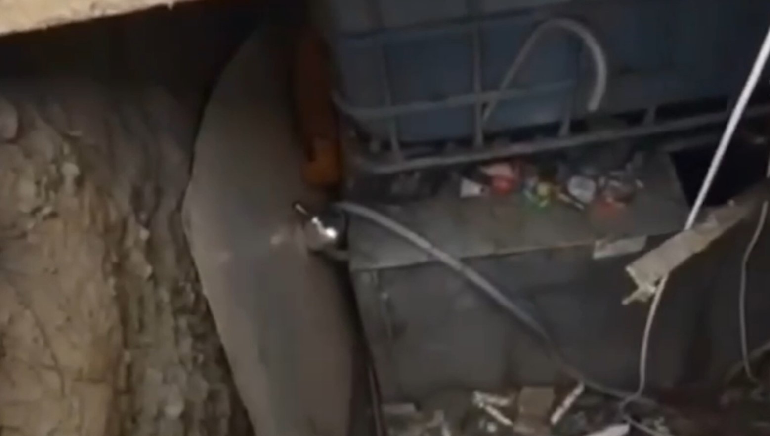 Bursa’da Sahte Alkol Operasyonunda 1 Zanlı Yakalandı 3