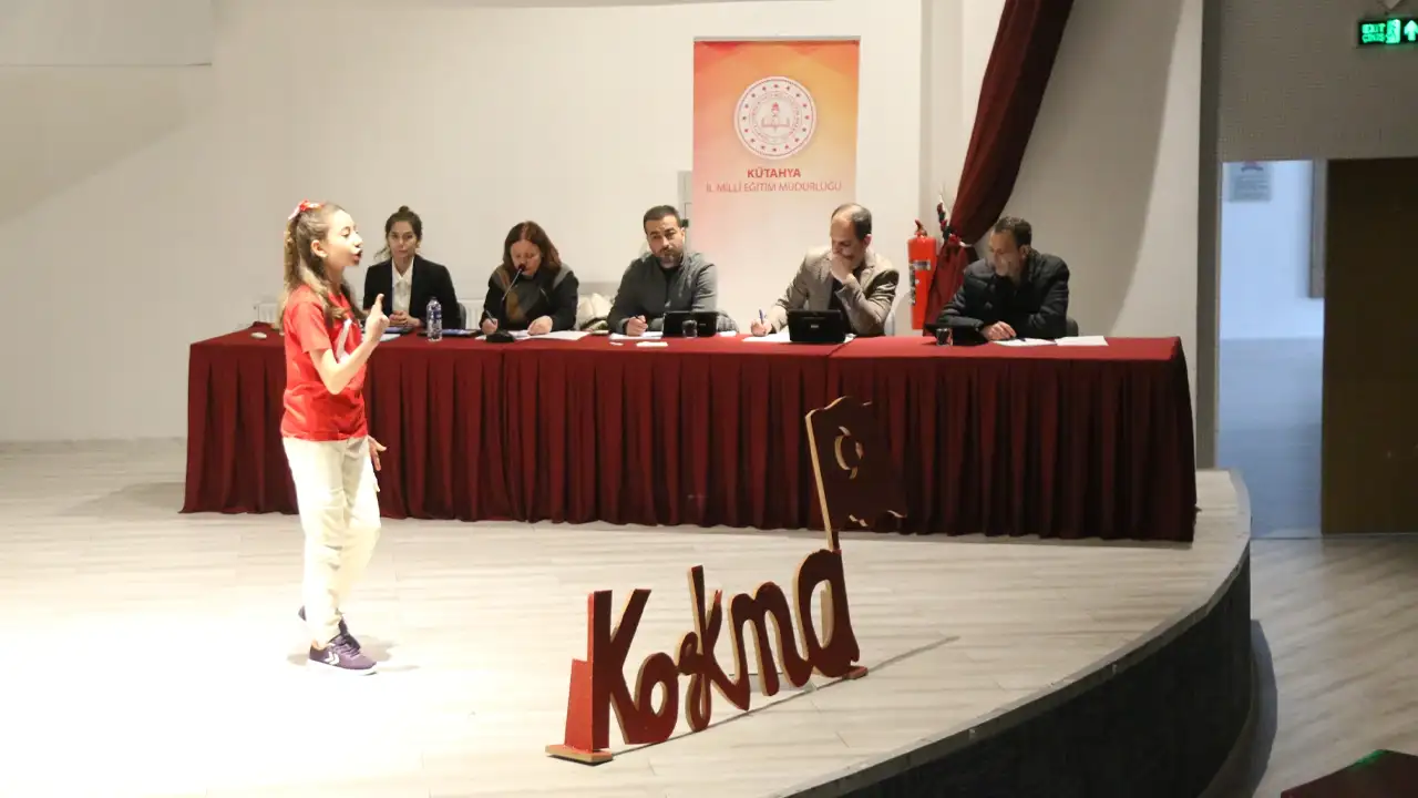 İstiklâl Marşı Ezbere Okuma Yarışması Gerçekleştirildi 3