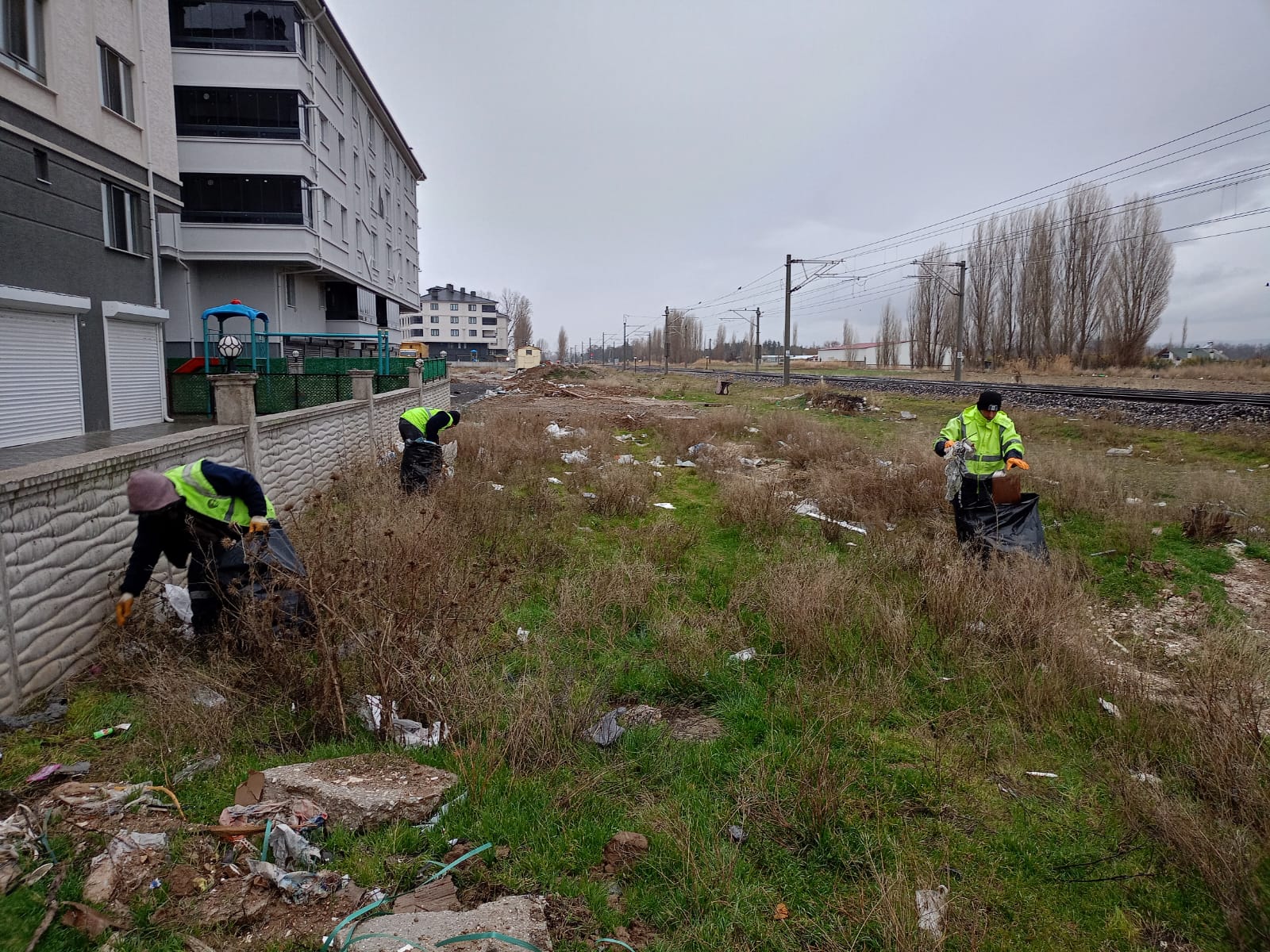 Kütahya Dumlupınar Mahallesi’nde Temizlik Çalışması (2)