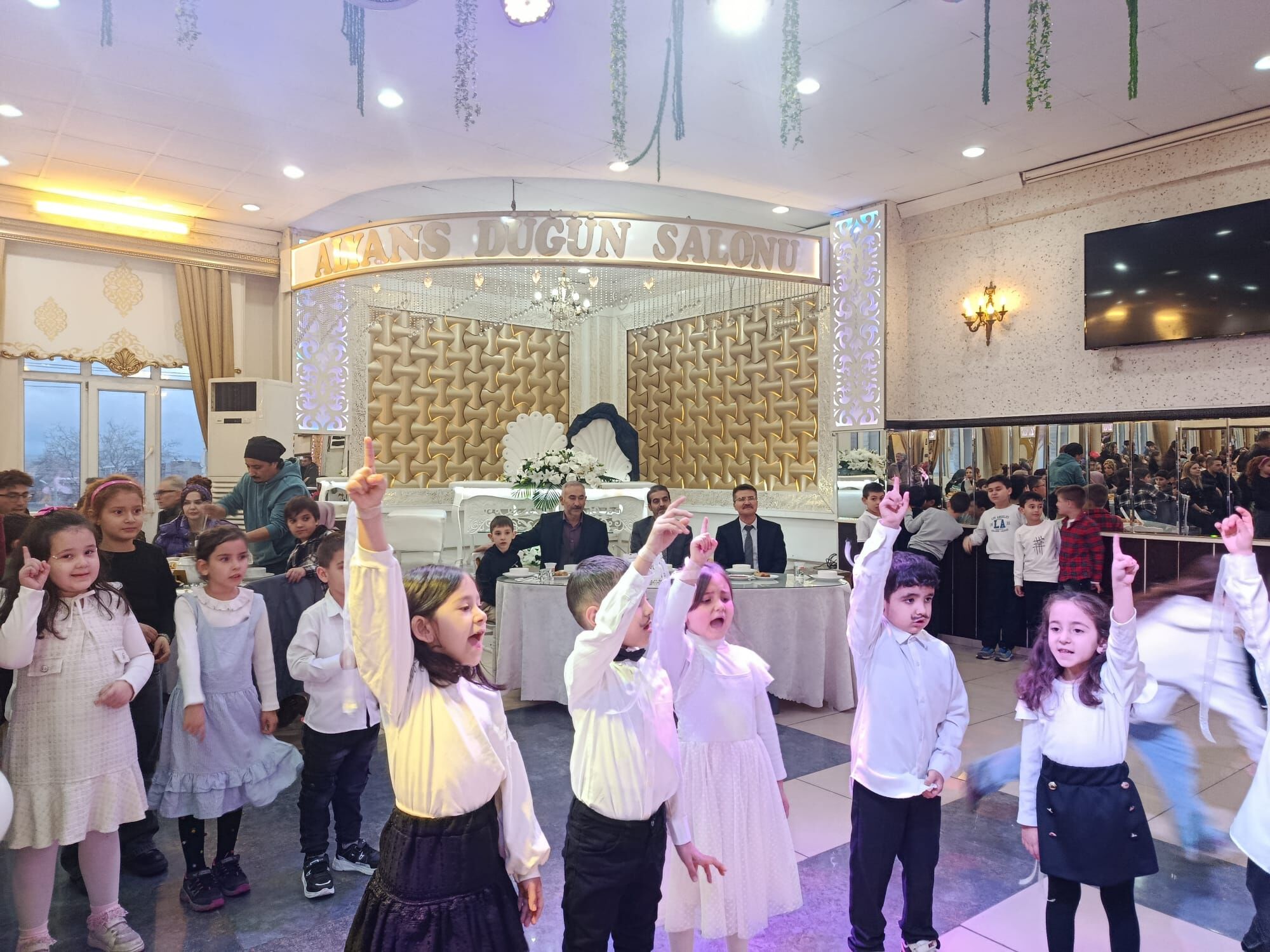 Kütahya Mehmet Akif Ersoy İlkokulu’ndan Ramazan Iftarı3