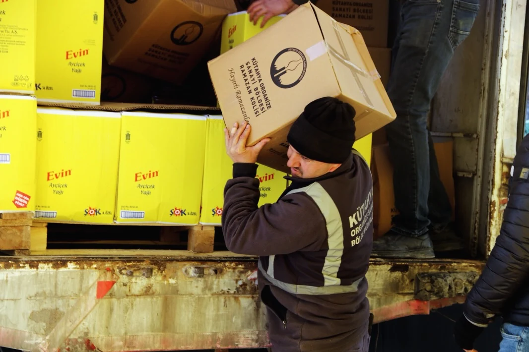 Kütahya Osb’den 400 Aileye Ramazan Desteği 3