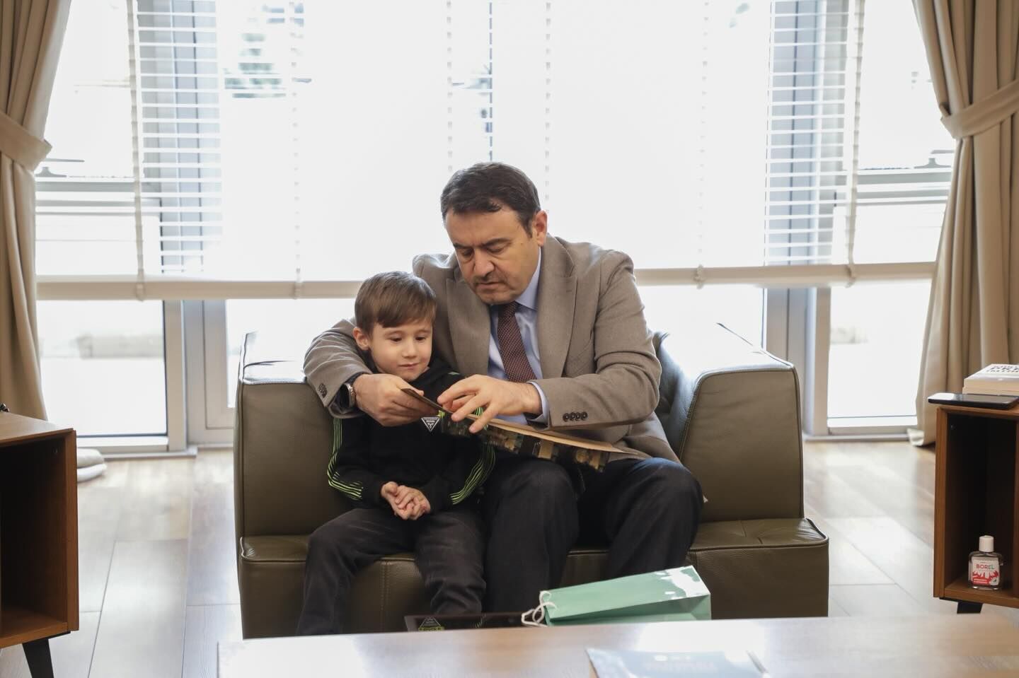 Kütahya Valisinden Dmd Hastası Metehan’a Ziyaret2