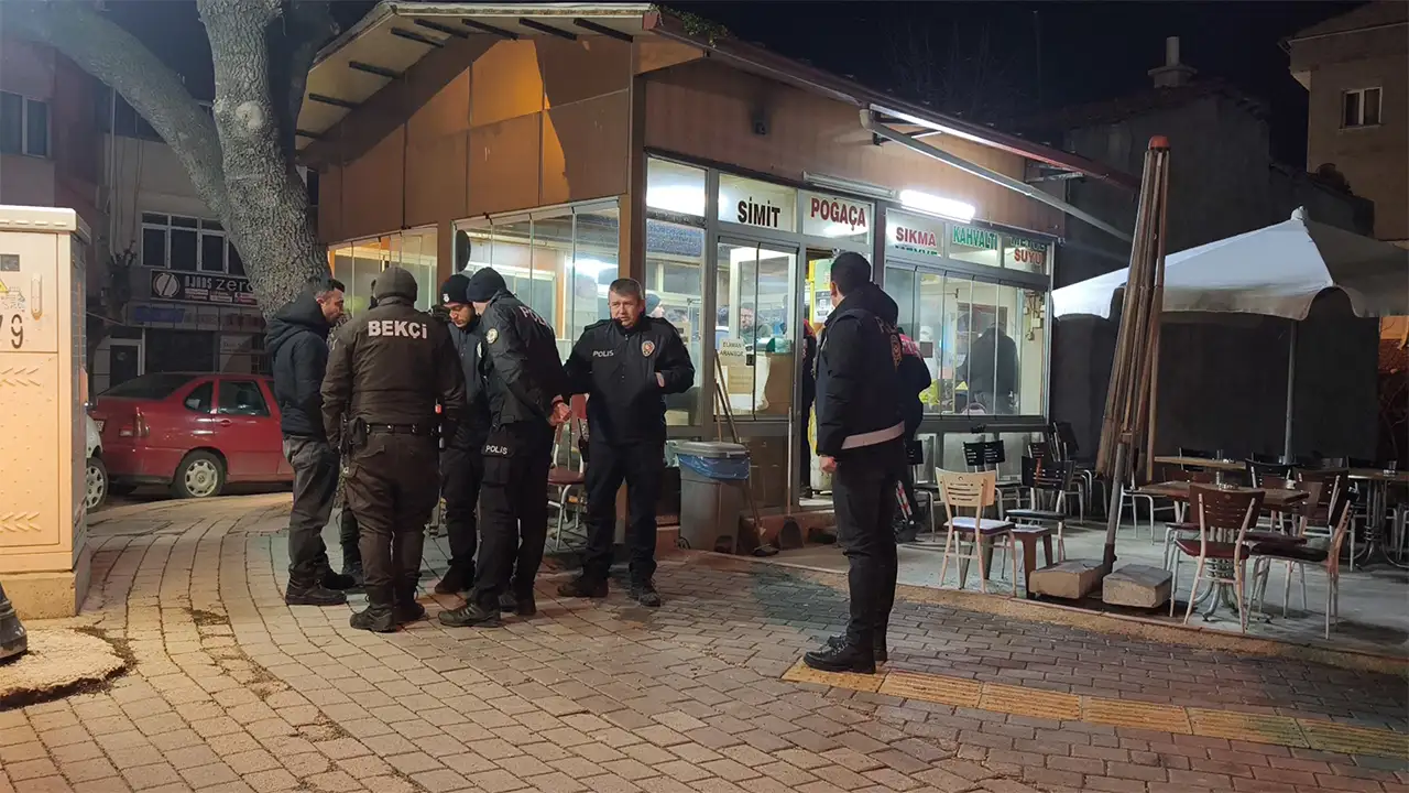 Kütahya’da Çay Ocağında Bıçaklı Saldırı2