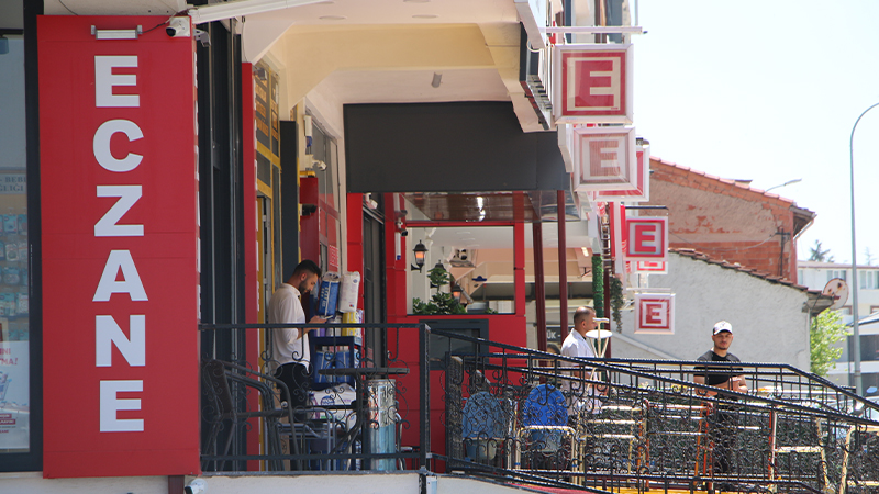 Kütahya’da Eczanelerde Ramazan’da Saat Değişti (5)