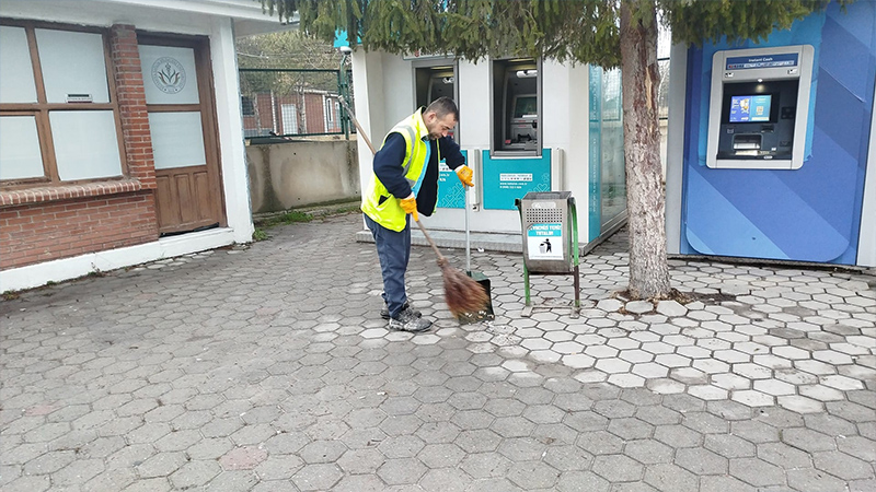 Kütahya’da Germiyan Kampüs Kavşağında Temizlik Çalışması Yapıldı (5)