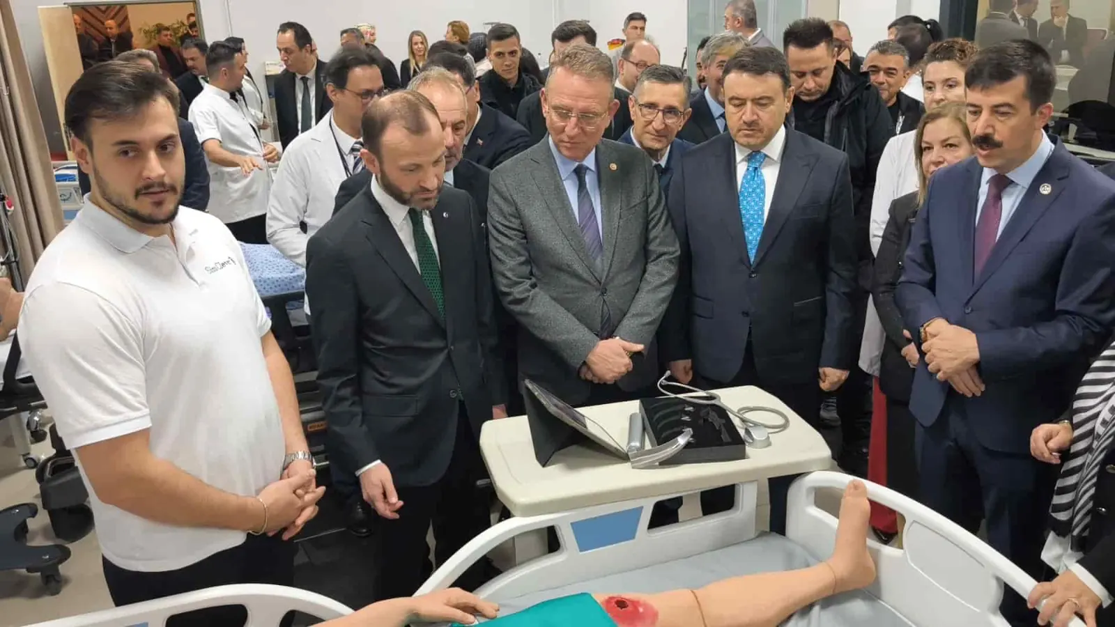 Kütahya’da Tıp Fakültesi Simülasyon Merkezi Açıldı