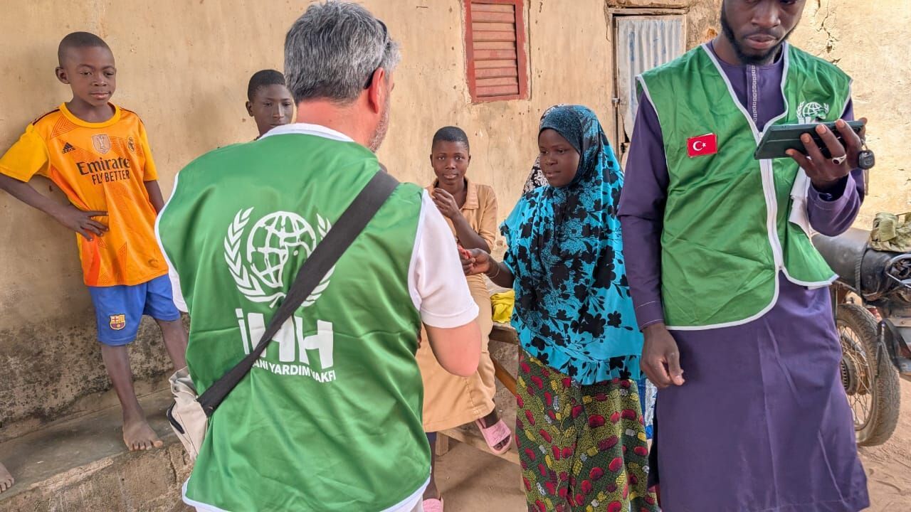 Kütahyalı Hayırseverlerin Desteği Batı Afrika’ya Gönderildi (1)