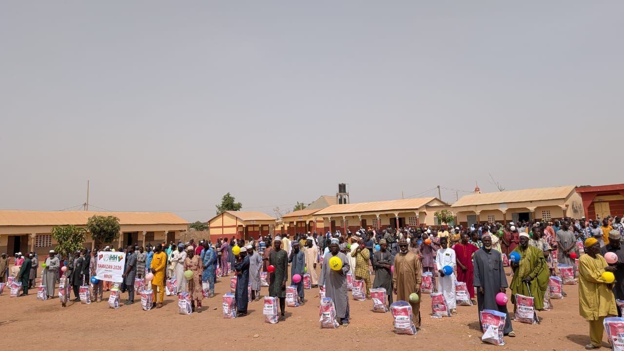 Kütahyalı Hayırseverlerin Desteği Batı Afrika’ya Gönderildi (8)