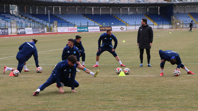 Kütahyaspor Da Transfer Hareketliliği Sürüyor (4)