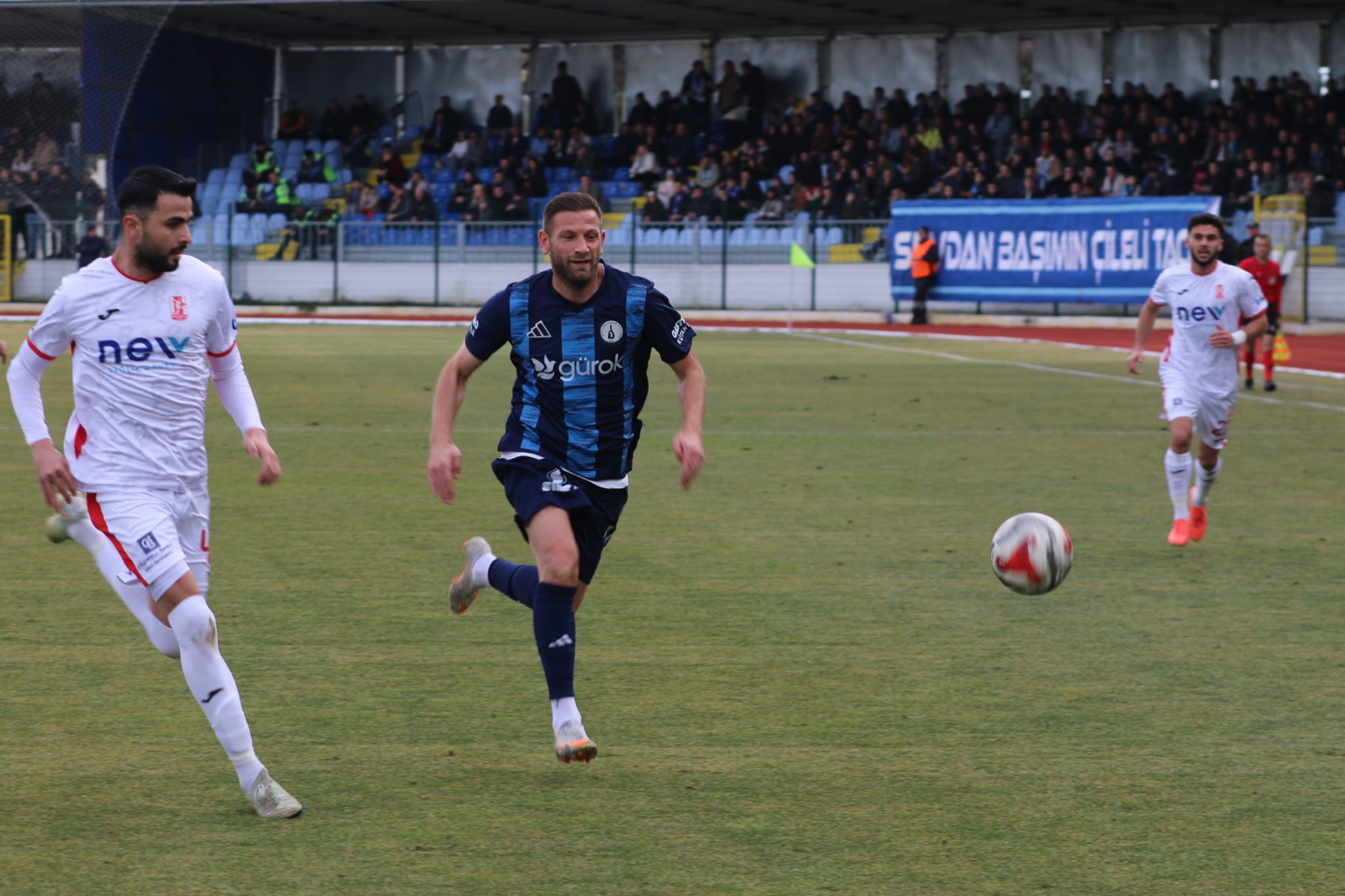 Kütahyaspor Evinde Ilk Yarıyı Önde Kapattı (2)-1