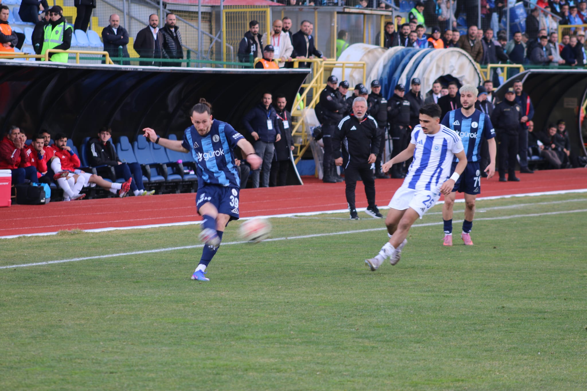 Kütahyaspor Kritik Maçta Evinde Hata Yapmadı (4)