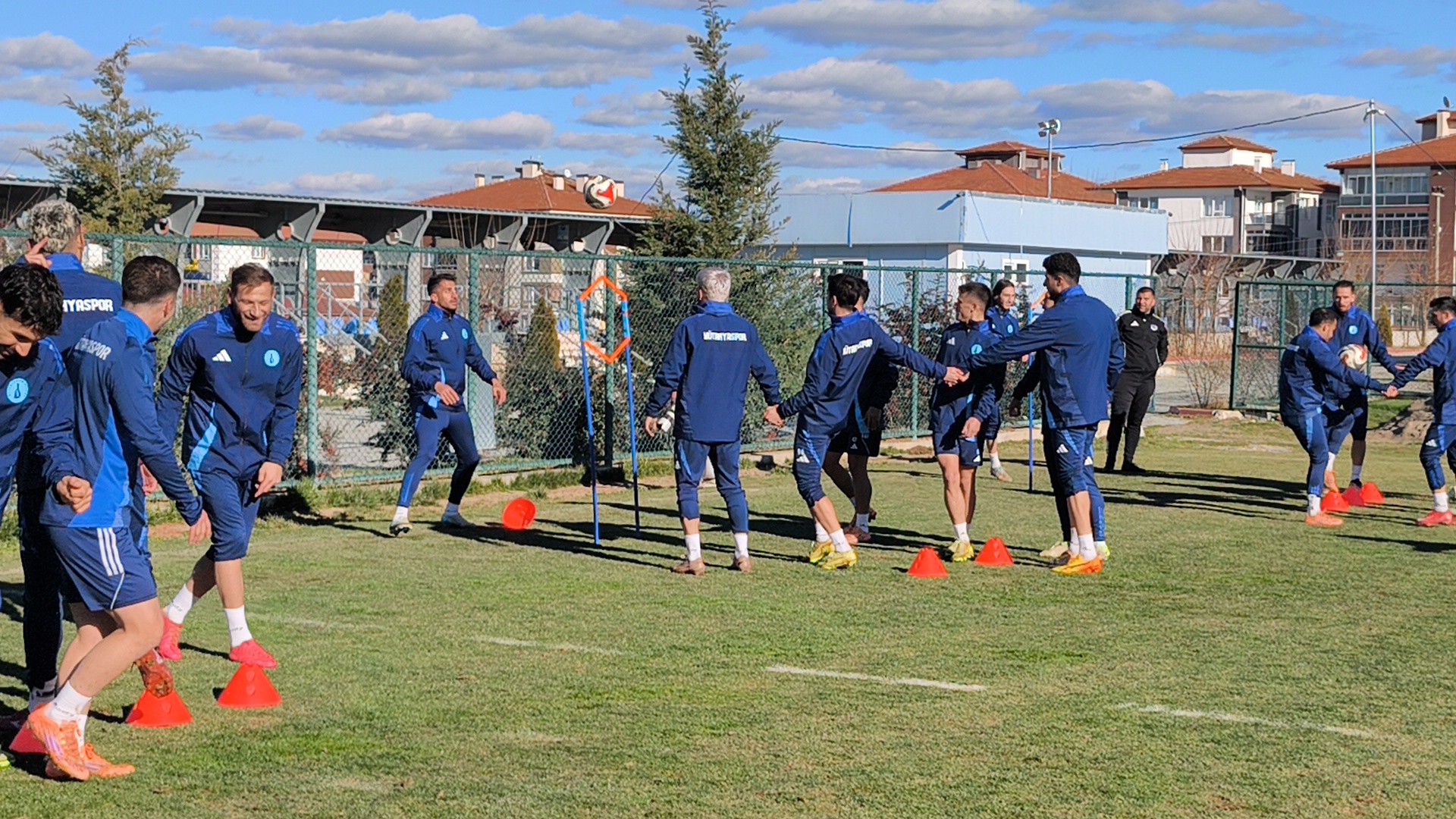 Kütahyaspor’da Tek Hedef Galibiyet, Hazırlıklar Sürüyor (37)