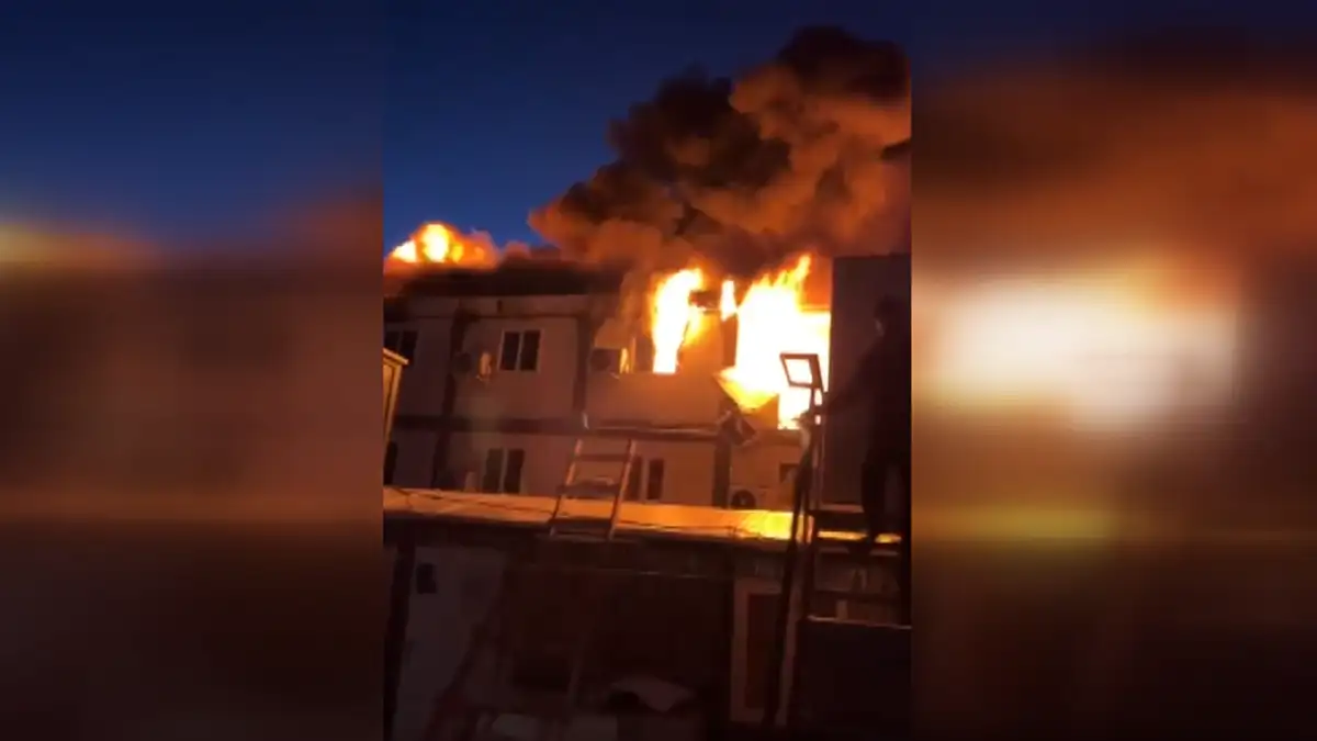 Manisa’da Konteyner Yatakhanede Çıkan Yangın Söndürüldü