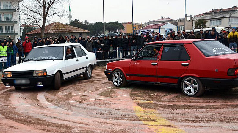 Yeni Trafik Düzenlemesinde Cezalar Arttı, Ehliyetlere Dikkat! (3)