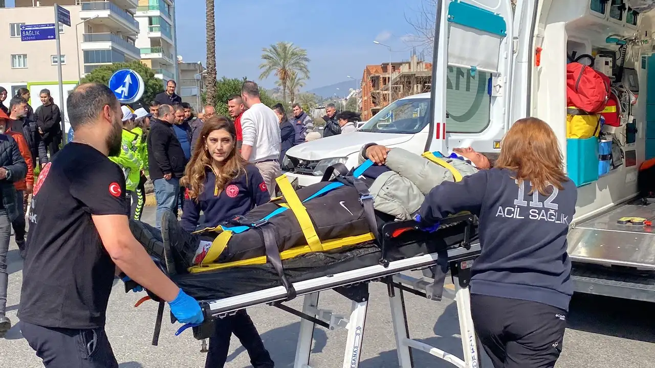 Aydın’da Pikap Ve Motosiklet Çarpıştı İki Yaralı 2