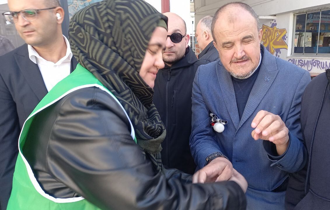 Kütahya İHH’dan görme engellilere destek-2