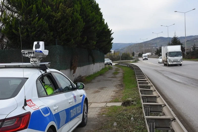 Bayram Trafiğinde Sürücüler Dikkat2
