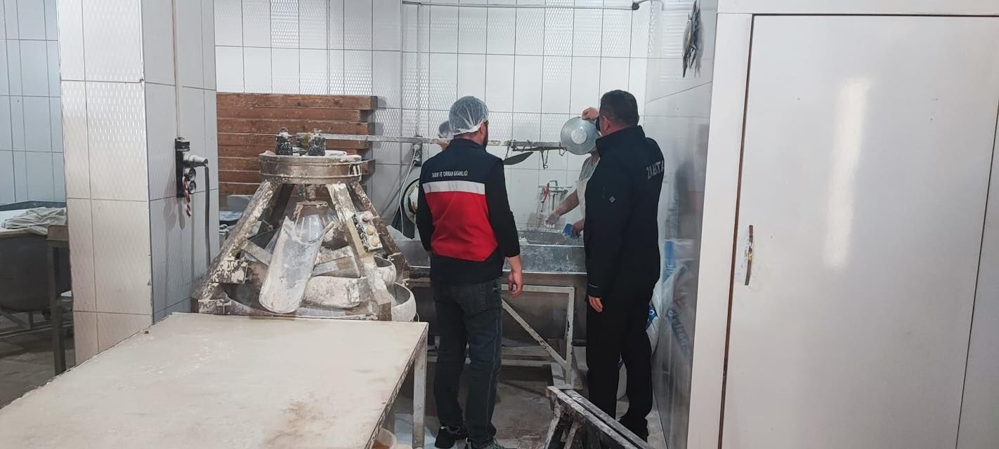 Kütahya Domaniç’te Fırınlara Gıda Denetimi Yapıldı