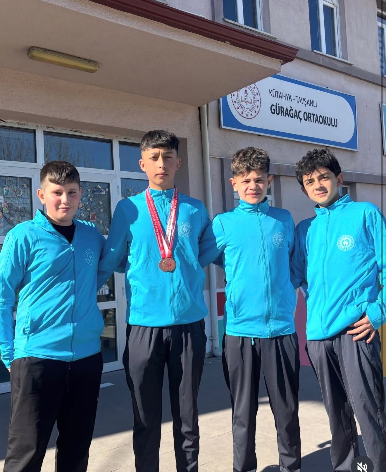 Kütahya Gurağaç Ortaokulu Öğrencisi Bilek Güreşinde Derece Aldı1