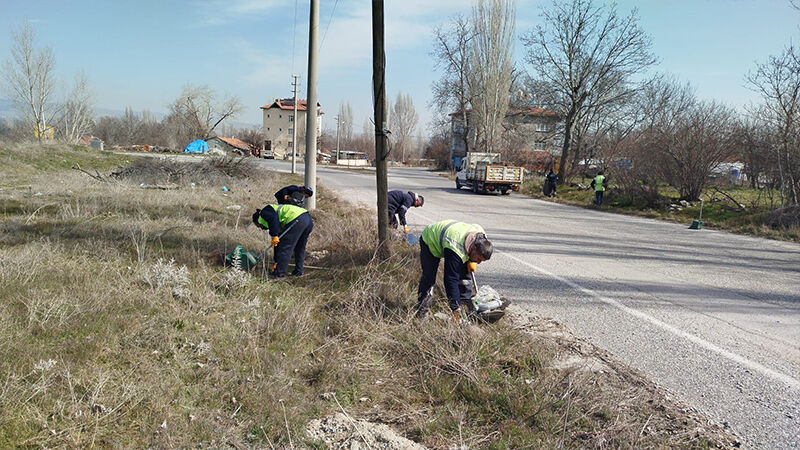 Kütahya Okçu Mahallesi’nde Cadde Temizliği Yapıldı (3)