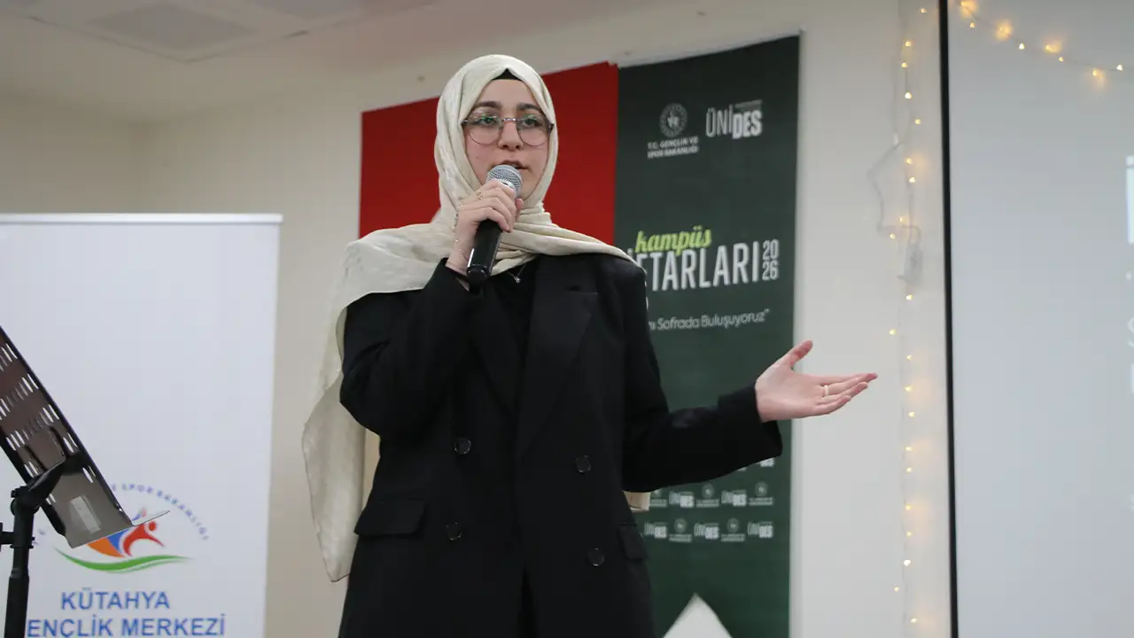 Kütahya Valisi Işın Kampüs Iftarında Gençlerle Buluştu5