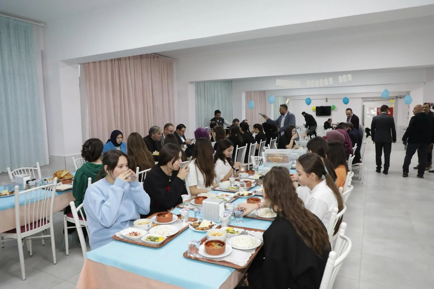 Kütahya Valisi Işın, Öğrencilerle Buluştu Soruları Cevapladı 2