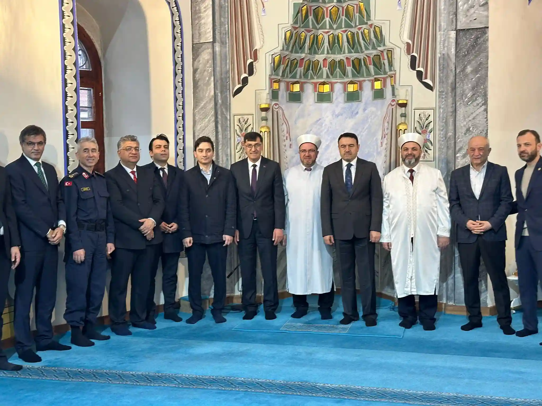 Kütahya Valisi Işın, Vatandaşlarla Bayramlaştı