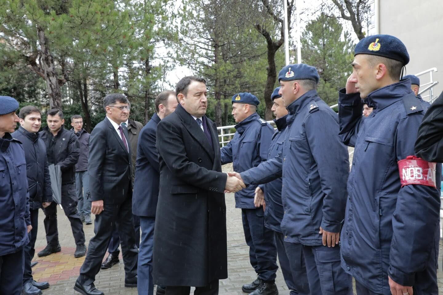 Kütahya Valisi Işın'dan Güvenlik Güçlerine Bayram Ziyareti (1)